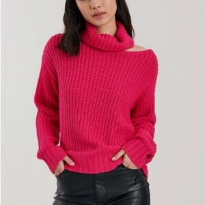 John + Jenn Emilie Peekaboo Shoulder Hot Pink